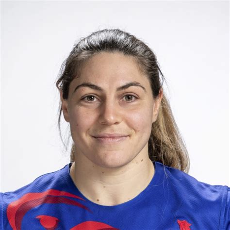 Chloé Pelle — Wikipédia